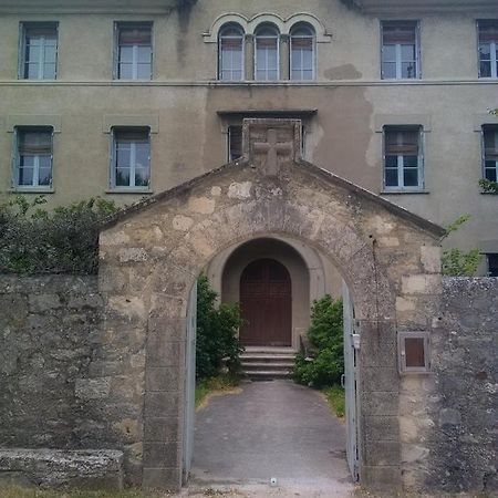 Gite D'Etape Clos St Roch Viviers Екстер'єр фото